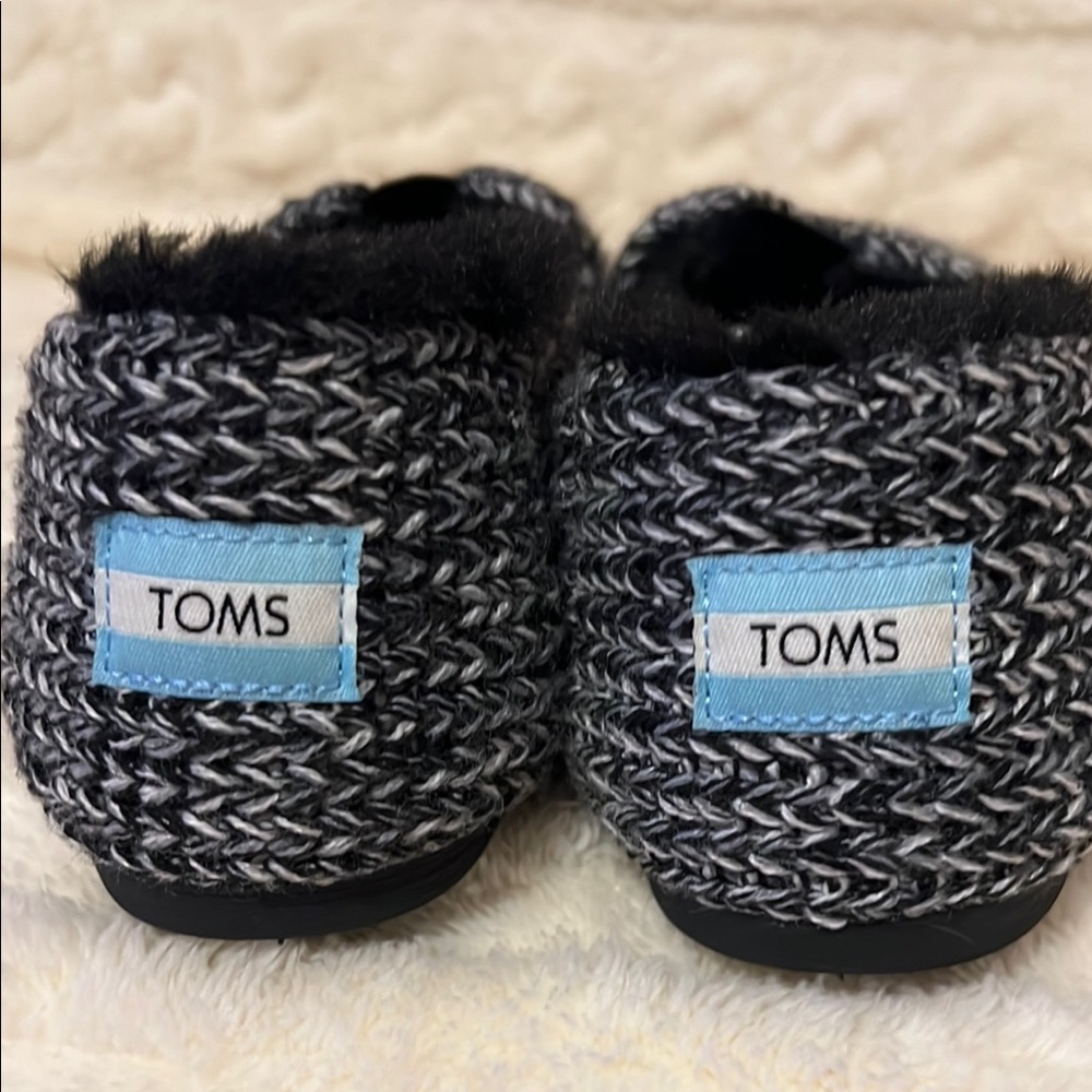 Toms Alpargata Charcoal Gray Black Sweater Fur Inside Leather Sole 8M - Picture 14 of 15